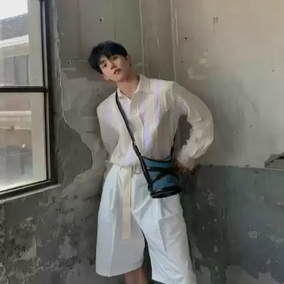 黄莉颖